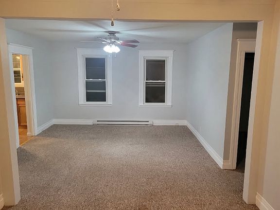 4th image of 1071 Main St APT 2