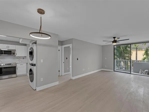 8261 NW 8th Street #228, Miami, FL 33126