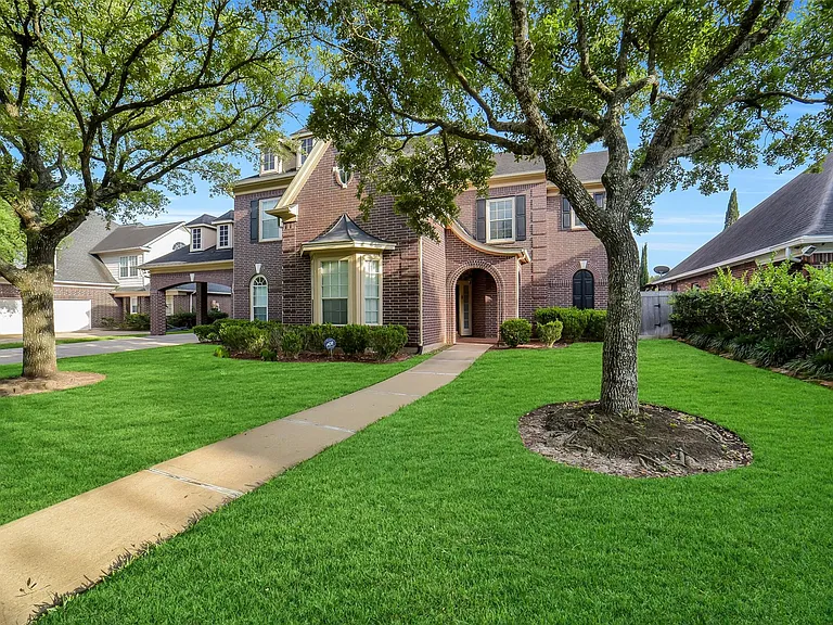 1522 Meadowstar Dr — Photo 35
