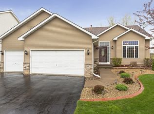 9682 Winslow Chase N, Maple Grove, MN 55311