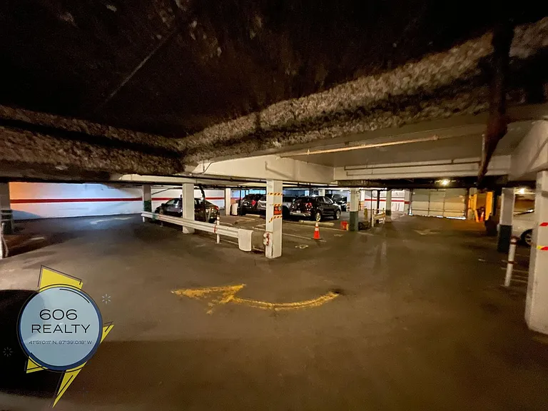 744 W Gordon Terrace — Photo 46