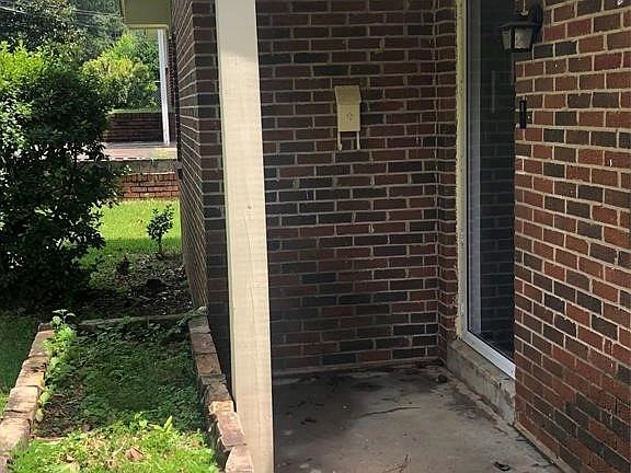 5th image of 3649 Willow Lane Dr