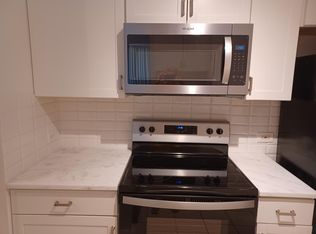706 Villa Cir, Boynton Beach, FL 33435