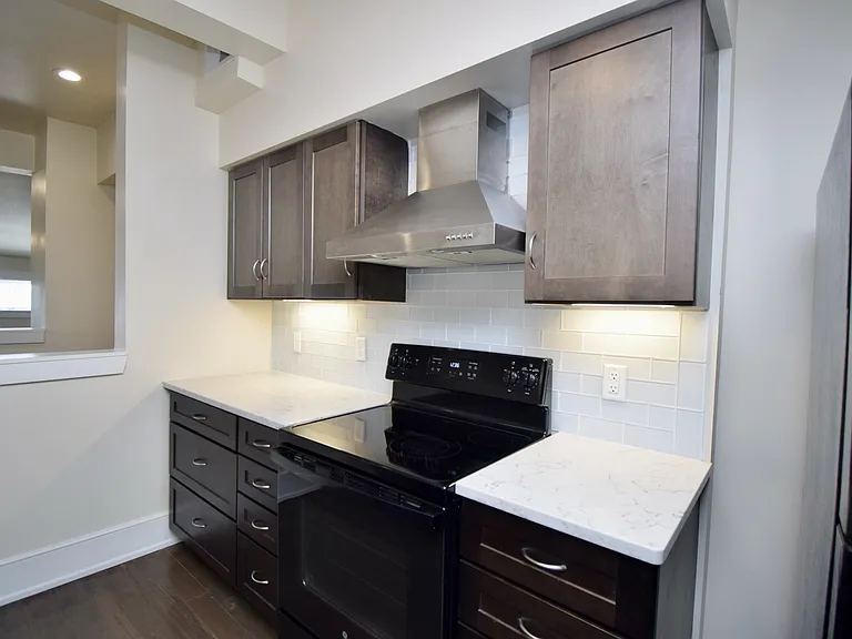 105 Peete St #2 — Photo 5
