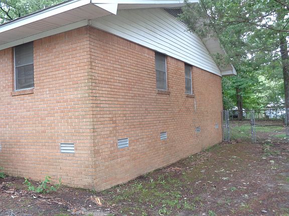 4th image of 4110 Malloy St