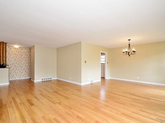 Living Room / Dining Room