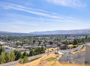 1833 Broadway Pl, Wenatchee, WA 98801