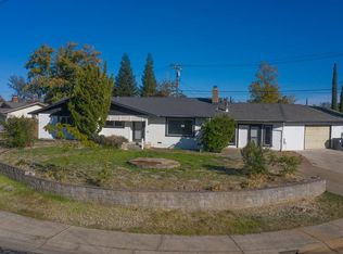 3400 Panorama Dr, Redding, CA 96003