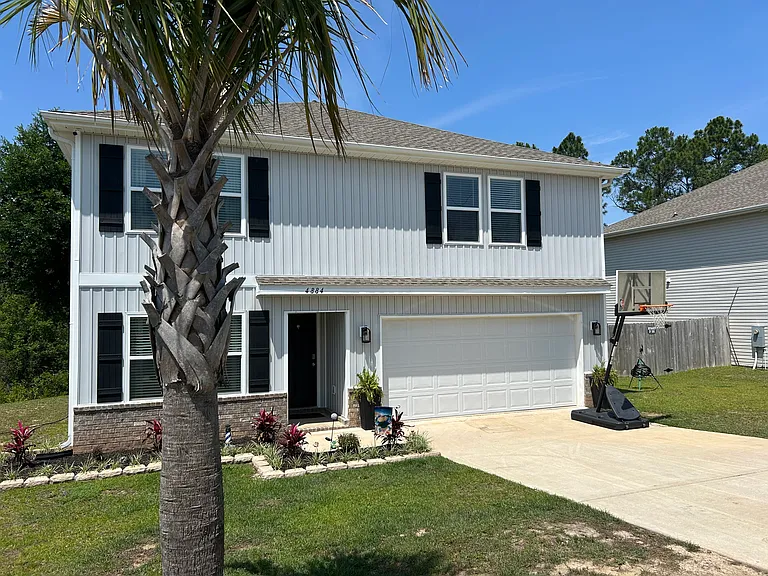 4884 Kensington Ln — Photo 1