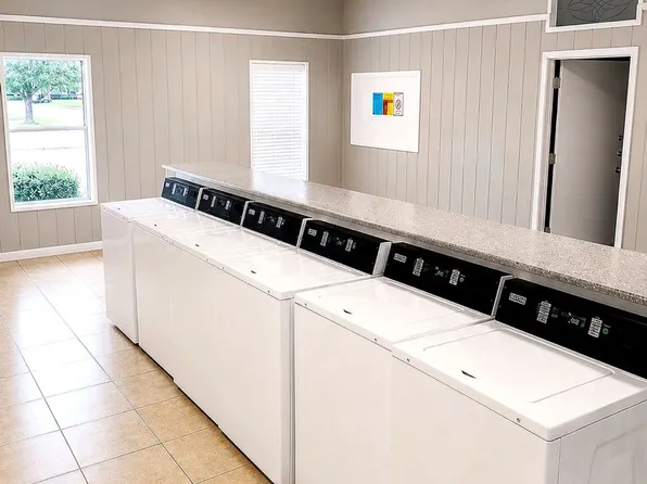 Modern Waco Living Zero Deposit Apartments Near Baylor, 1800 Waco