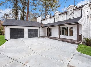 4210 Summit Dr, Marietta, GA 30068