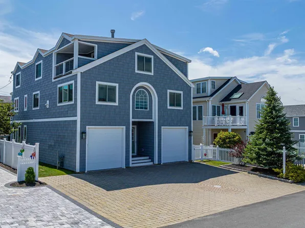 260 Ashland Street, Seabrook, NH 03874