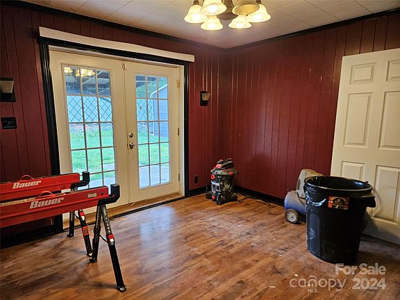 4th image of 264 Allendale Dr