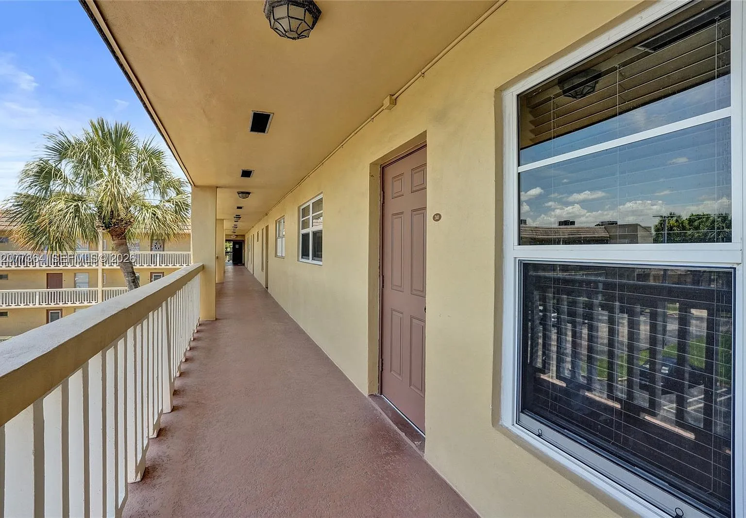 Bermuda Club Six Condo — Photo 4