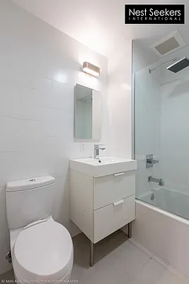 Rented by Nest Seekers International | media 33