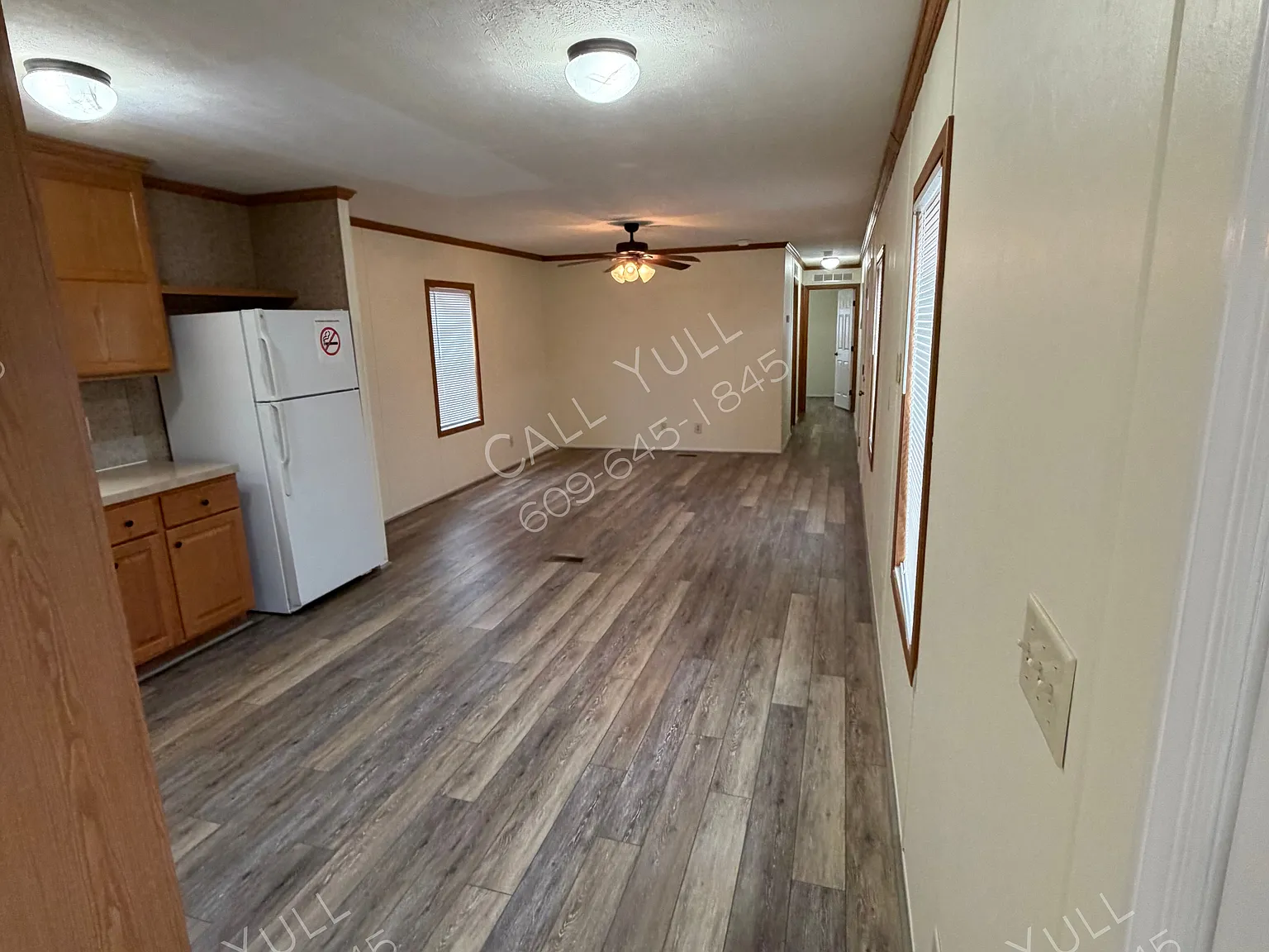 3 bed, 1.5 bath, 924 sqft, $1,975 — Photo 2