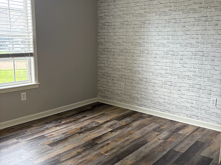 112 Franklin St — Photo 22