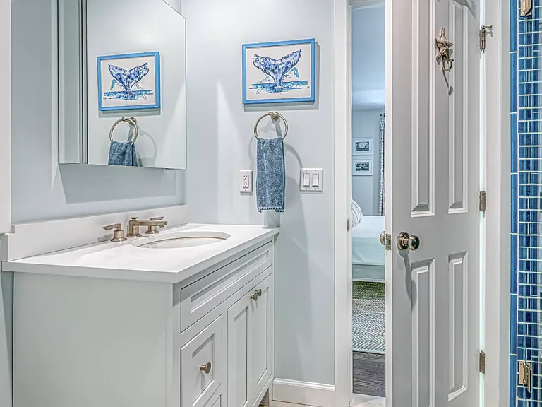 34 Elizabeth Ln — Photo 22