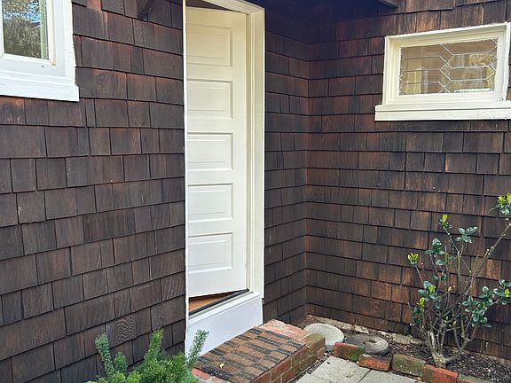 3rd image of 974 San Anselmo Ave #B