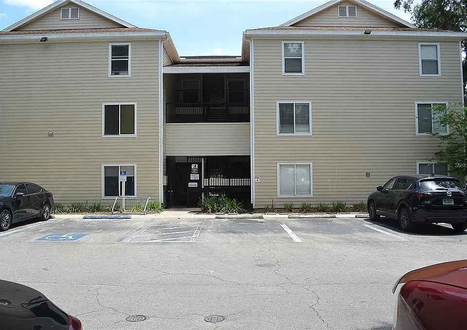 3800 SW 20th Ave #405