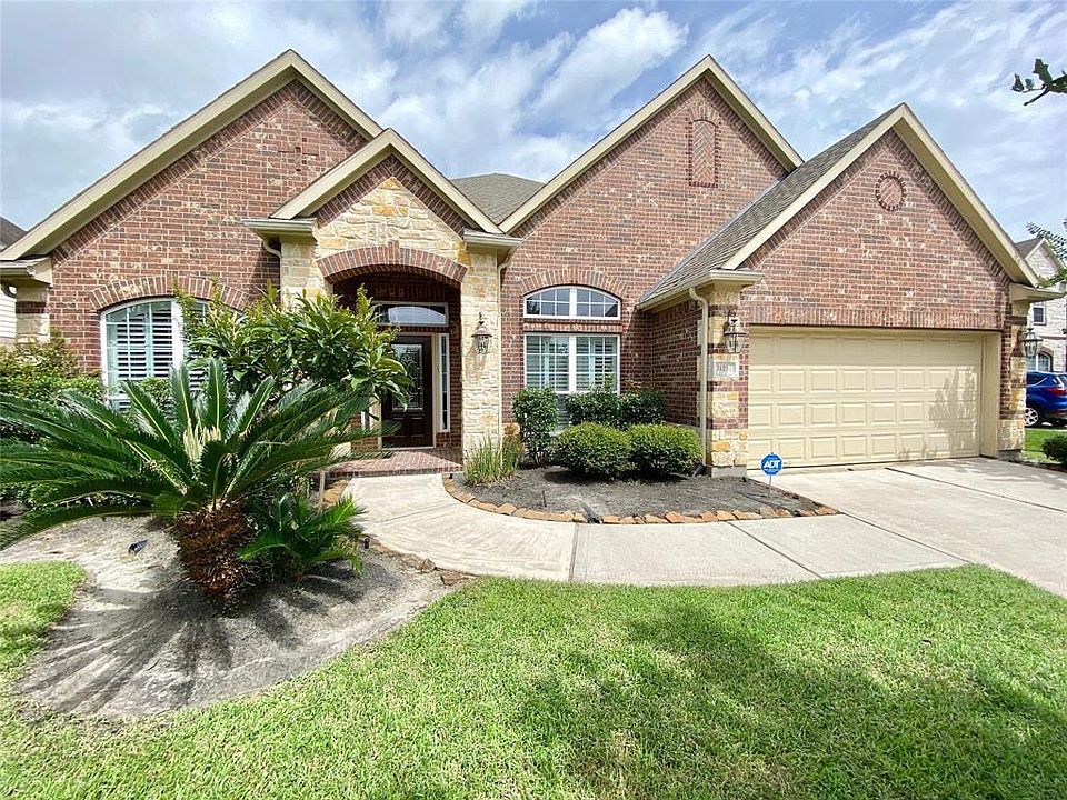 1st image of 14207 Mopan Springs Ln