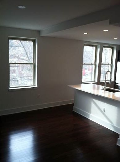 Living room / Kitchen
