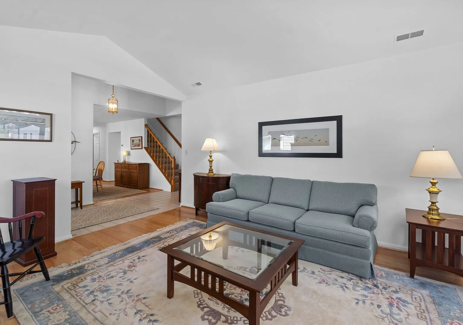 Updated home in Heritage Harbour available soon! — Photo 4