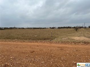87 Shady Hollow Rd, Victoria, TX 77904