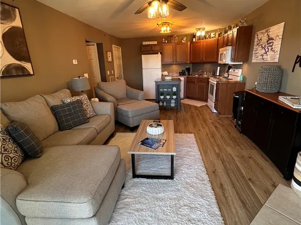 315 Highland Shores Dr Unit 1D, Lake Ozark, MO 65049