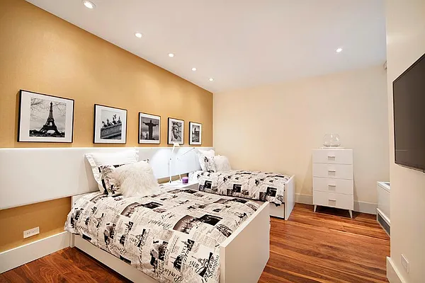 Sold by Town Residential | media 7