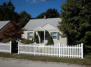 49 Border St, West Warwick, RI 02893