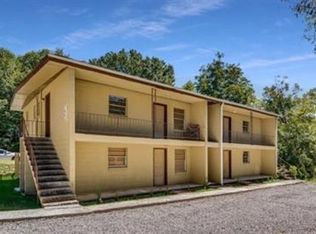 65 Hughes St #101, Toccoa, GA 30577