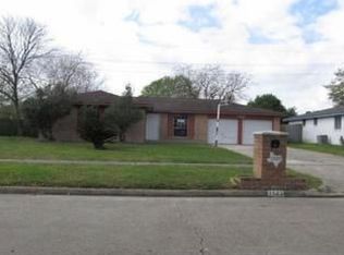 7523 Water Park Ln, Houston, TX 77086