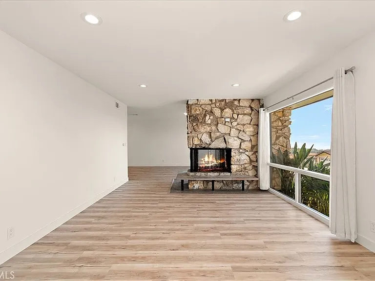 312 Avenida Atezada — Photo 11