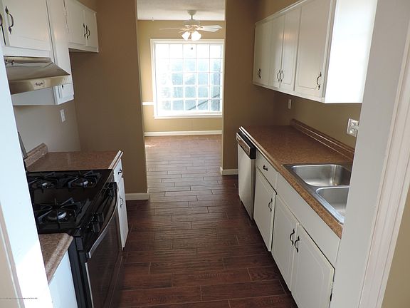 5th image of 2135 Ashland Dr