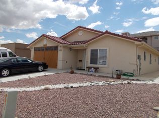 6033 Arroyo Dr, Farmington, NM 87402