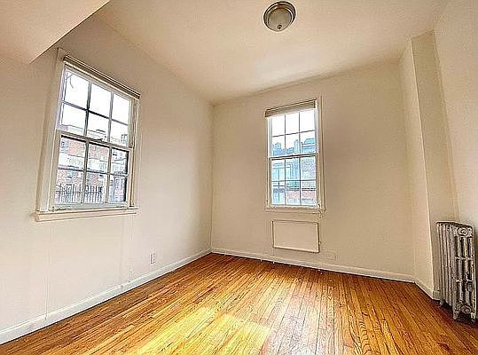 5th image of 60 W 85th St APT 3B