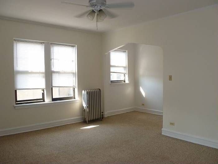 Living room & Dining area