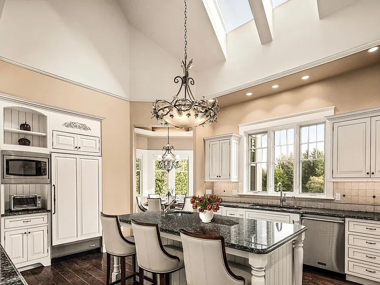 Spectacular Kitchen