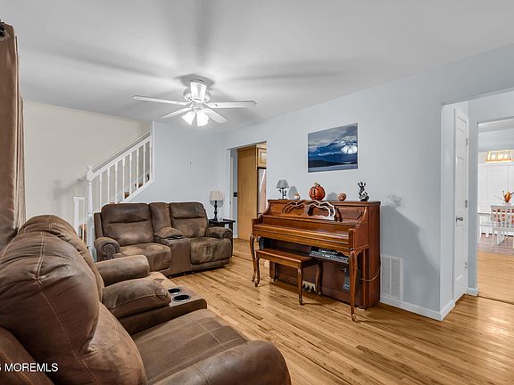 5th image of 501 Lilac Street