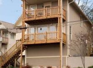 1071R Davis Cir NW, Atlanta, GA 30318