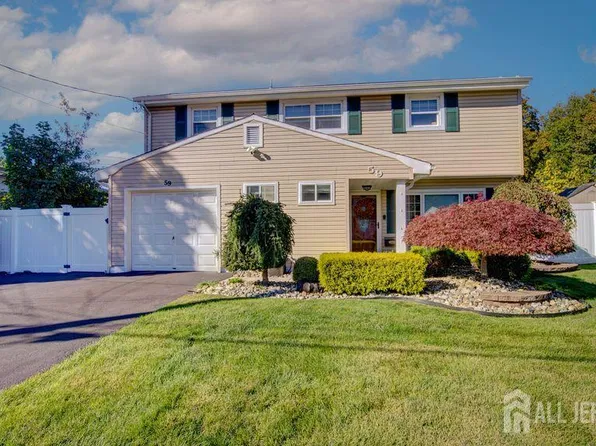 59 Frederick Pl, Old Bridge, NJ 08857