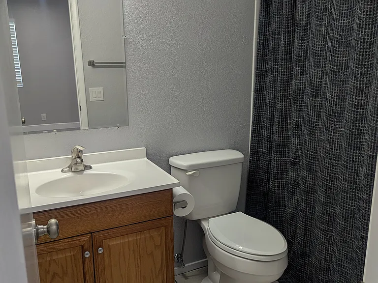 433 Mesa Blvd #201 — Photo 12