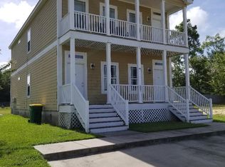 2401 Esplanade St #A, Ocean Springs, MS 39564