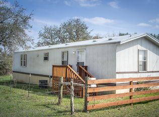 445 Sulphur Creek Ests Rd, Victoria, TX 77905