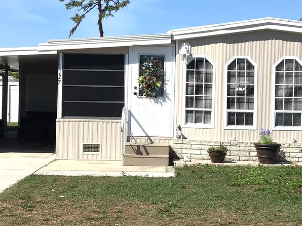 37811 Chancey Rd #127, Zephyrhills, FL 33541