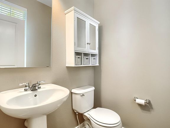 5th image of 10316 Tall Oaks Cir