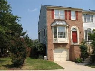 46868 Rabbitrun Ter, Sterling, VA 20164