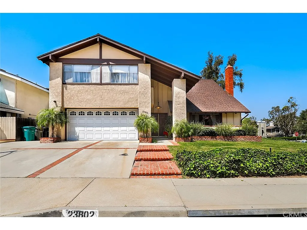 23802 Sapphire Canyon Rd photo 1