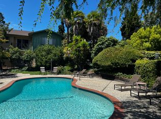 3820 Park Blvd APT 4, Palo Alto, CA 94306